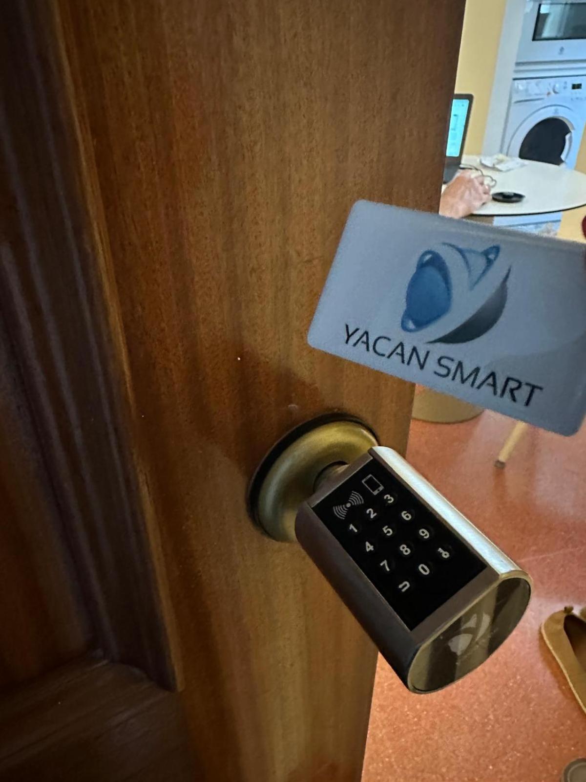 Old Town, City Center Apartment Premium With Parking Malaga Luaran gambar
