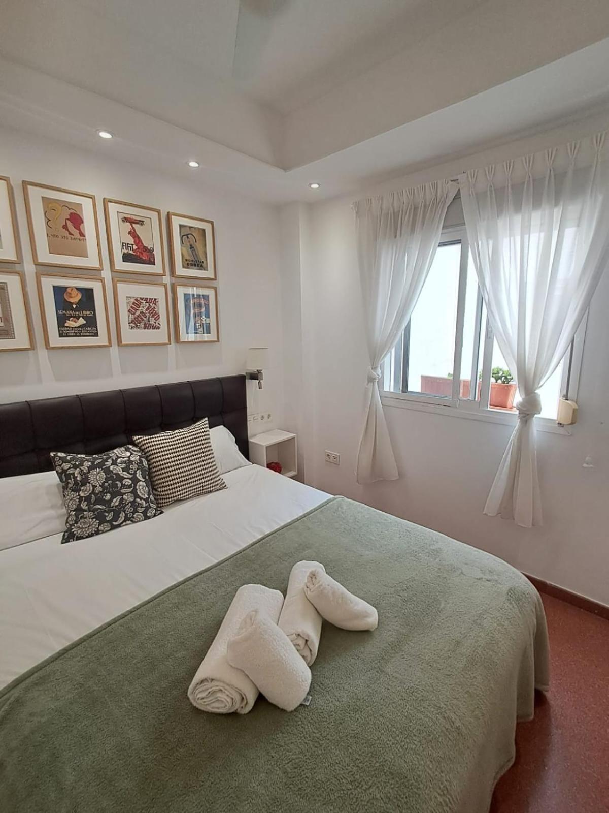 Old Town, City Center Apartment Premium With Parking Malaga Luaran gambar